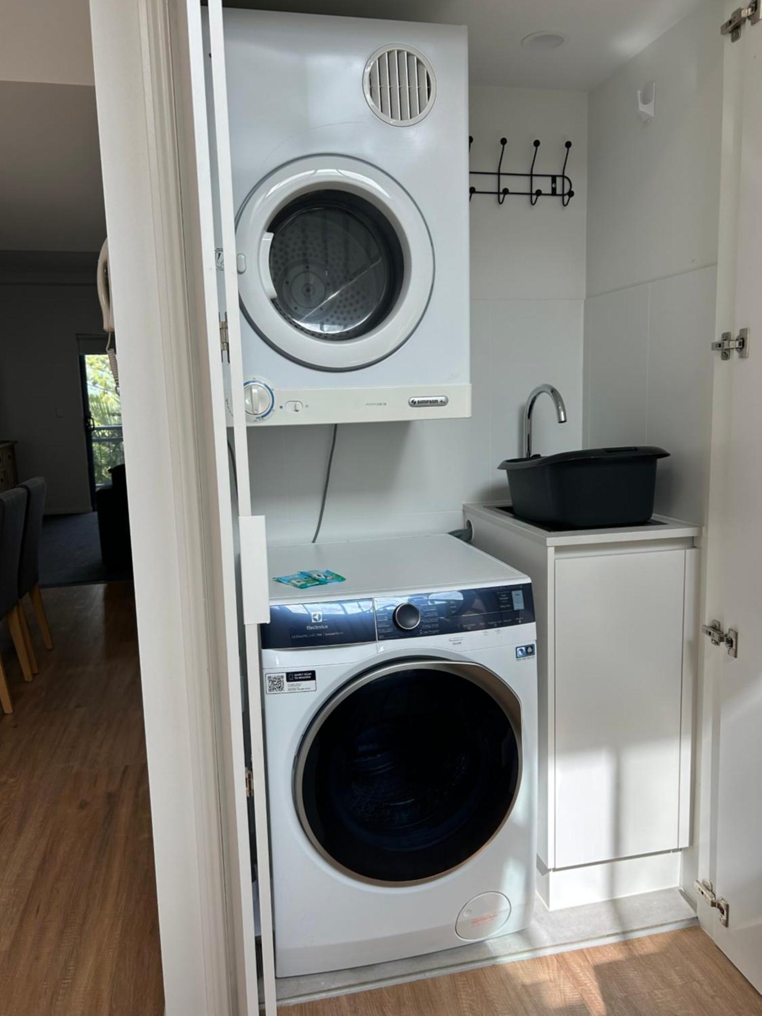 Bella Mare Coolangatta Beachside Apartments Gold Coast Eksteriør bilde